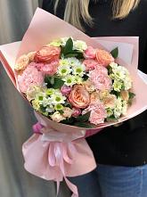 Букет нежные объятья в Новый Сад Букет цветов из: Гвоздики, Розы и Хризантемы в Новый Сад