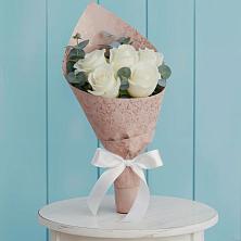 Букет цветов из:  Розы в Новый Сад